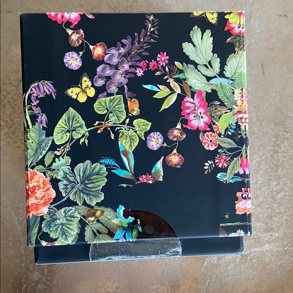 NEW Johnny Was Love 87 Floral Black Candle - Picture 6 of 10